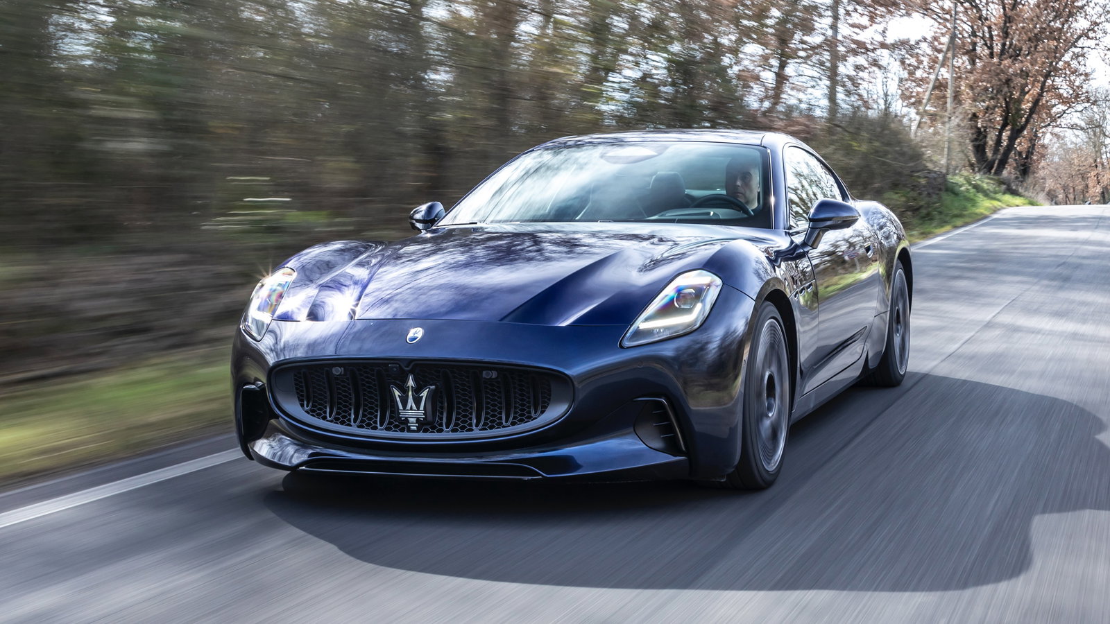 Maserati GranTurismo Folgore - front, driving